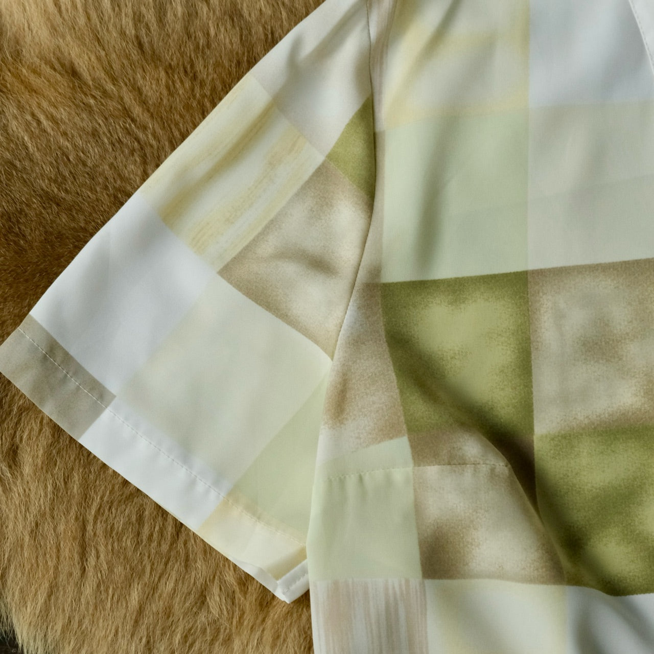 半袖シャツブラウス ブロックパターン C&A ヨーロッパ古着 - 古着屋 sio