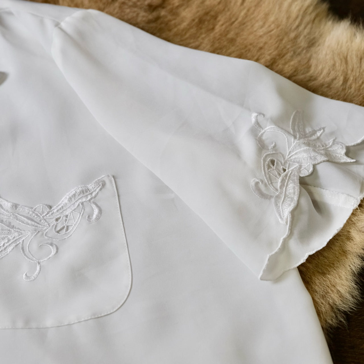 ローラスコット ホワイトレースブラウス 半袖 開襟ブラウス ロマンティックオープンカラー レディース ユーロ古着 - 古着屋 sio