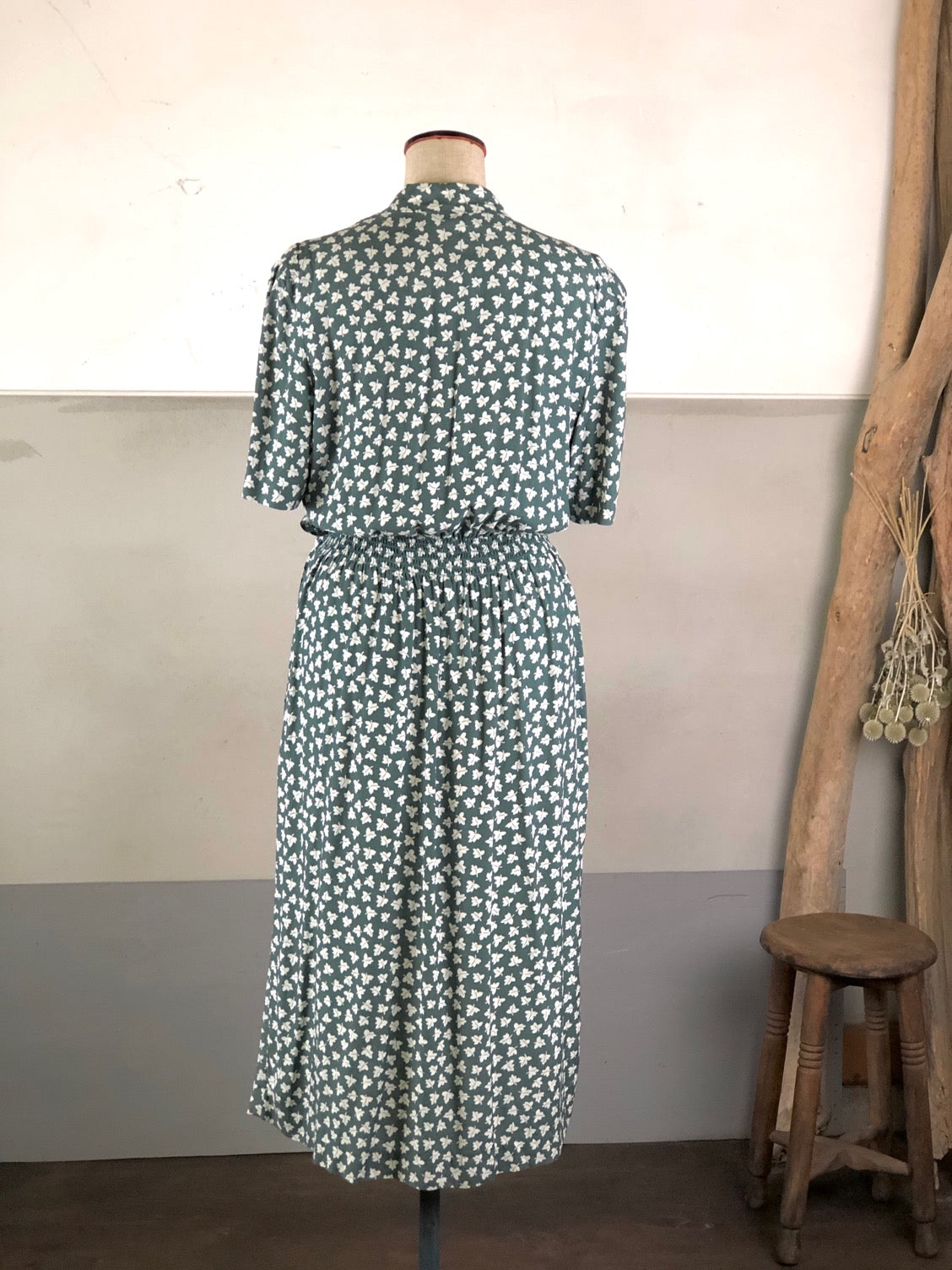葉っぱ総柄アメリカンボタニカルワンピース(グリーン) - 古着屋 sio