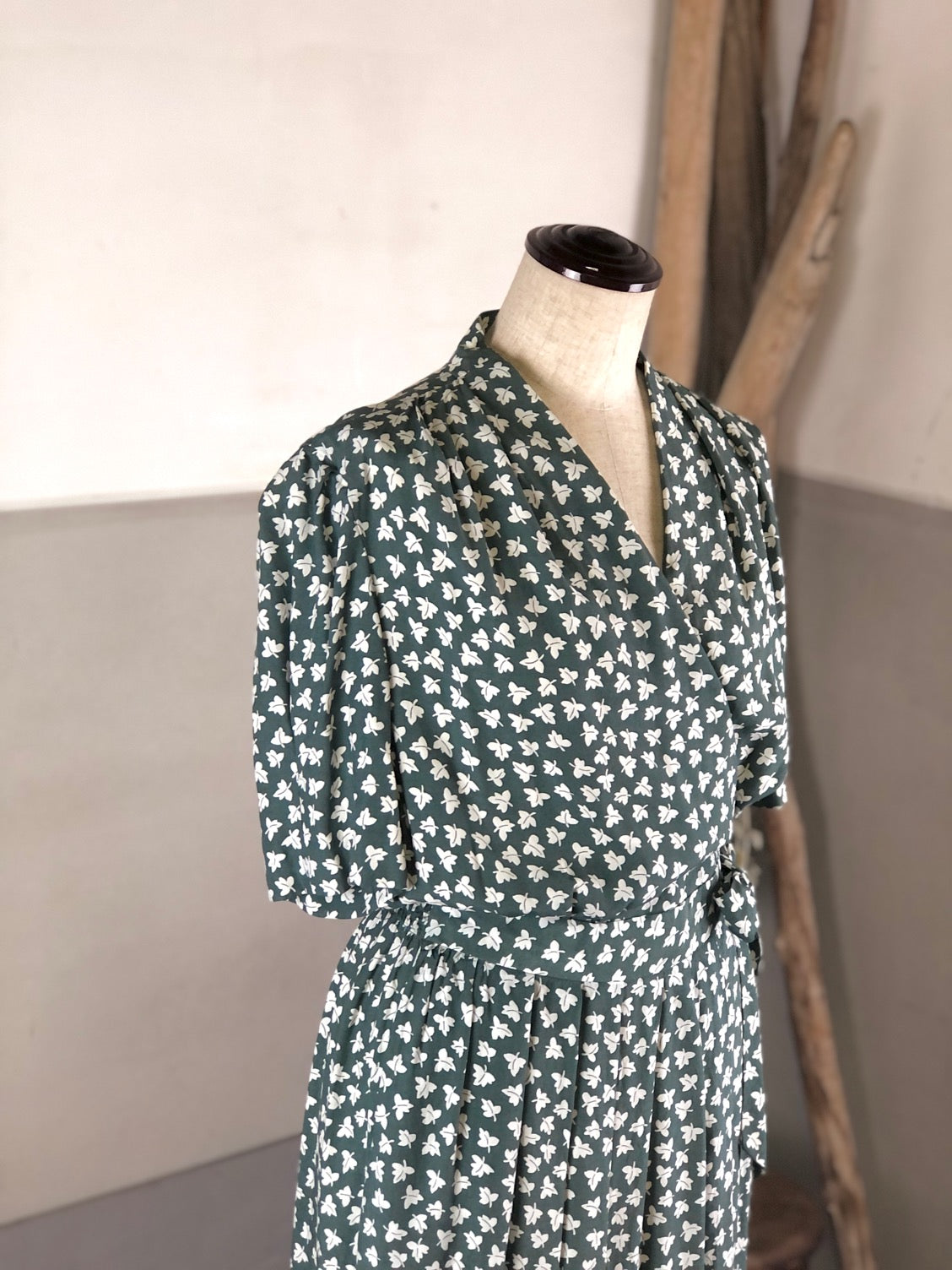 葉っぱ総柄アメリカンボタニカルワンピース(グリーン) - 古着屋 sio
