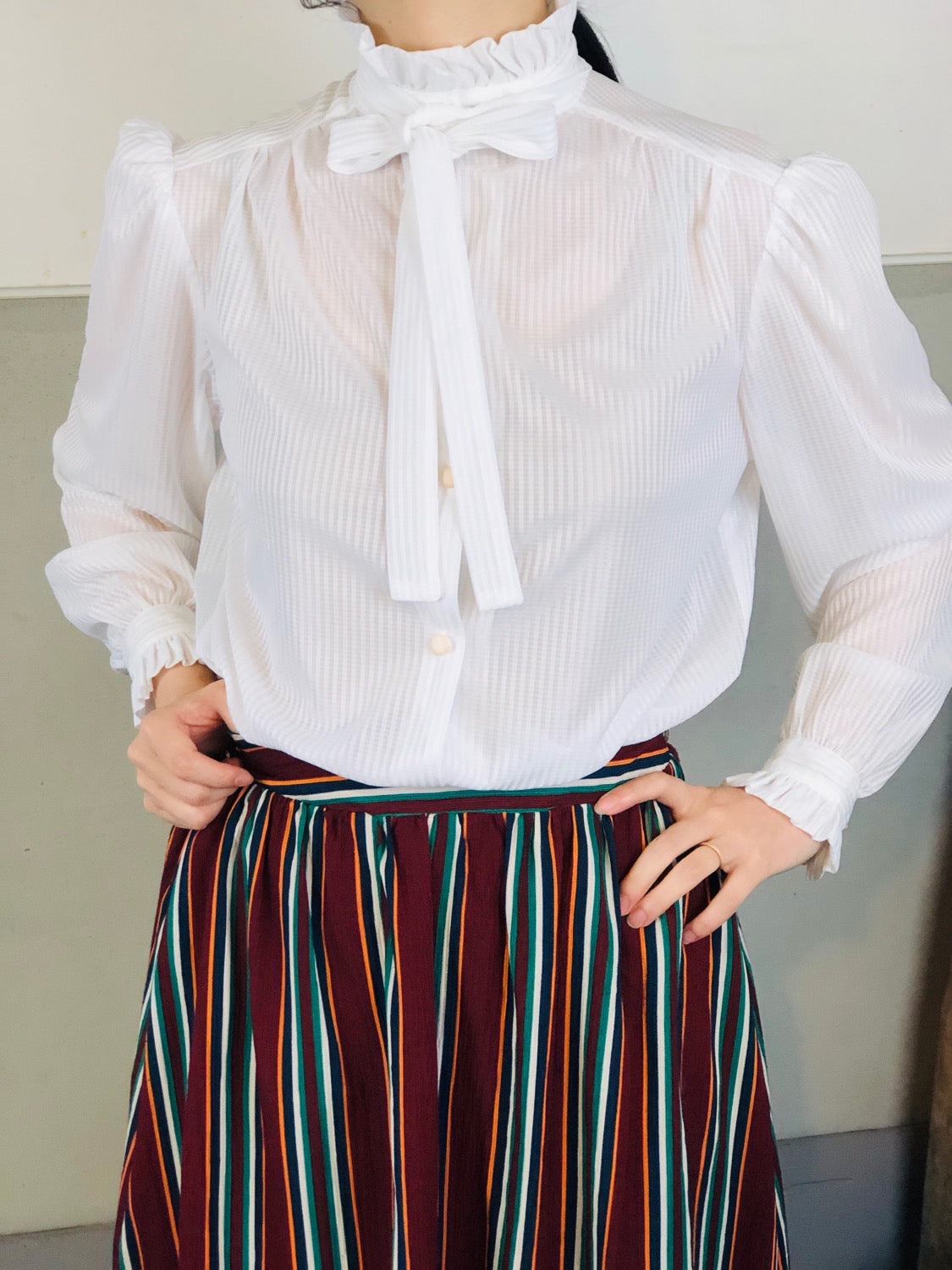 フランスヴィンテージ リボン スタンドカラーブラウス(ホワイト) - 古着屋 sio