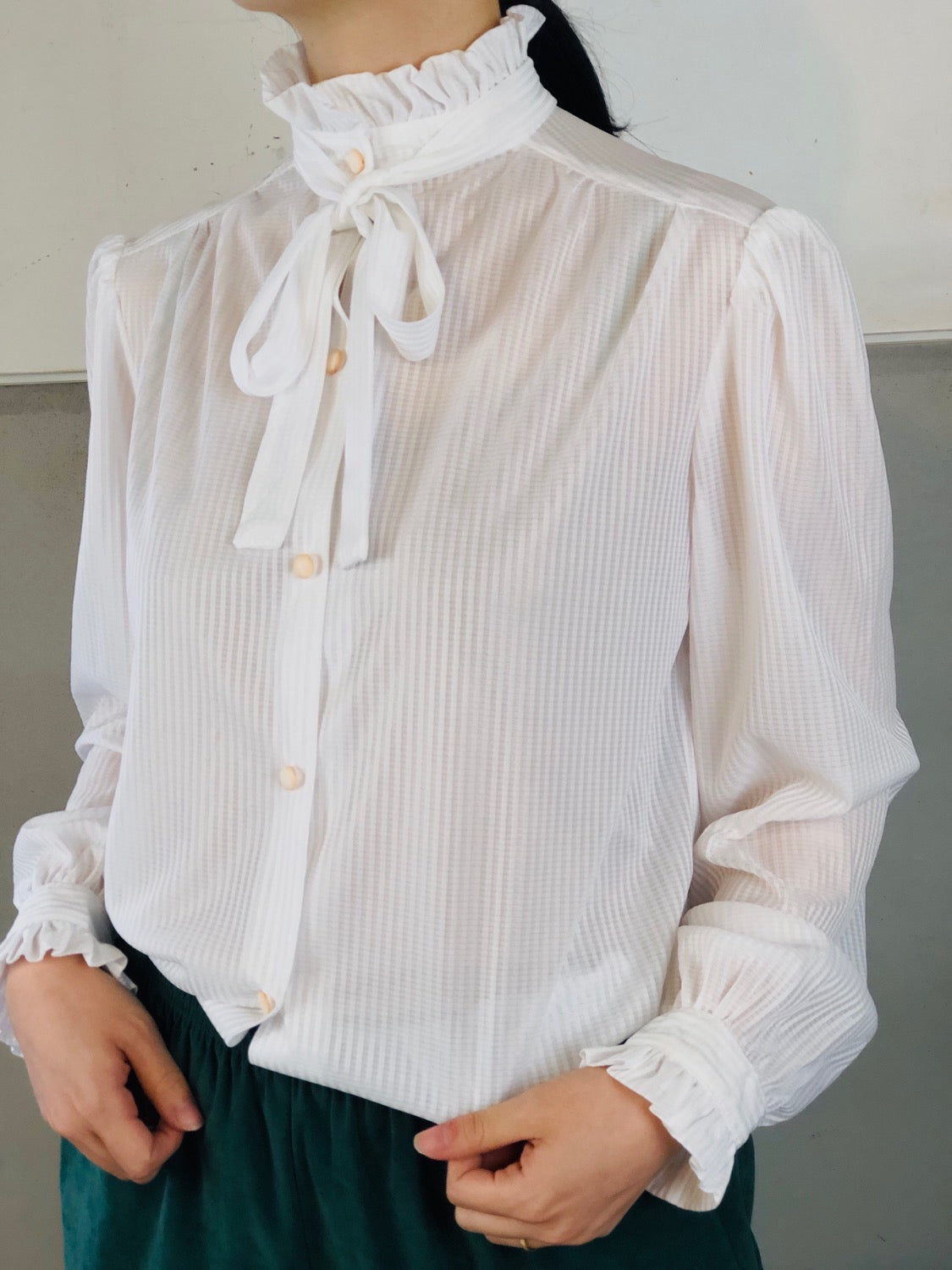 フランスヴィンテージ リボン スタンドカラーブラウス(ホワイト) - 古着屋 sio