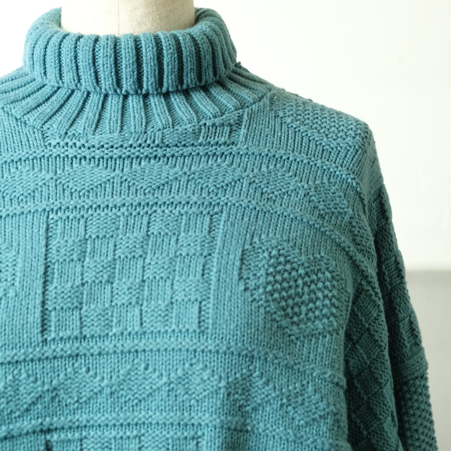 アメリカ古着 ターコイズブルー ハート編み ハイネックニットセーター
